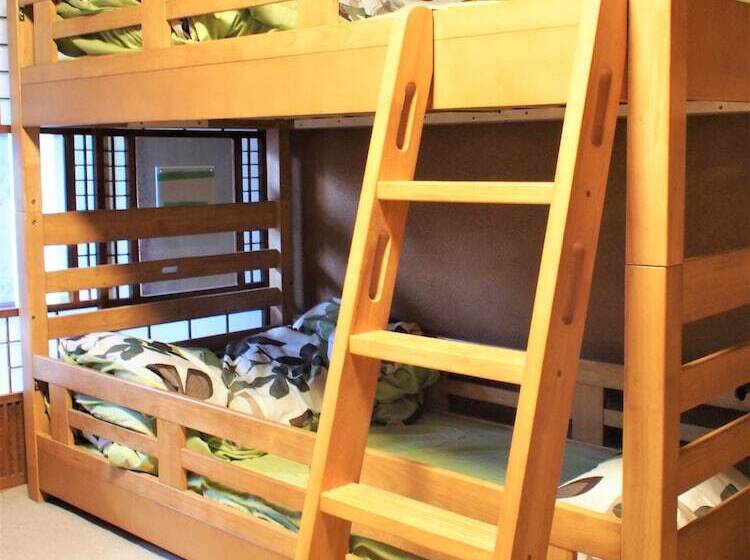 Deer Guesthouse   Hostel