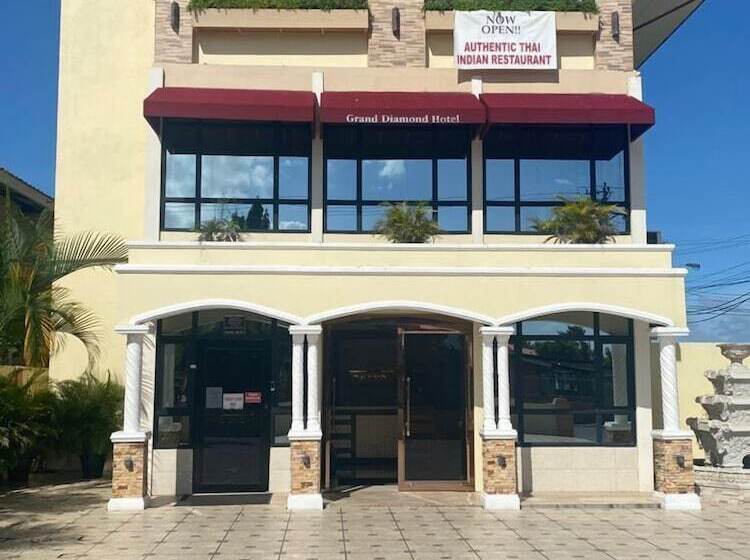 Grand Diamond Hotel Suites Trinidad