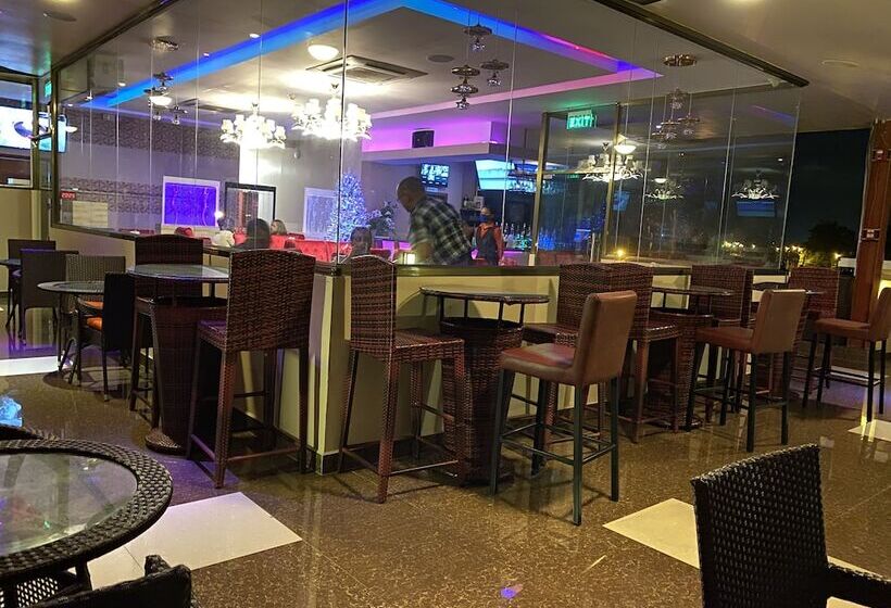 Grand Diamond Hotel Suites Trinidad