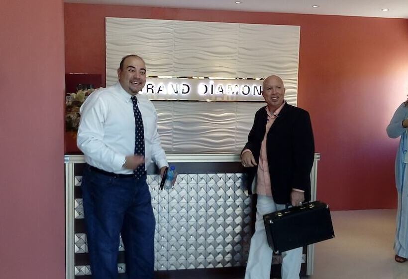 Grand Diamond Hotel Suites Trinidad