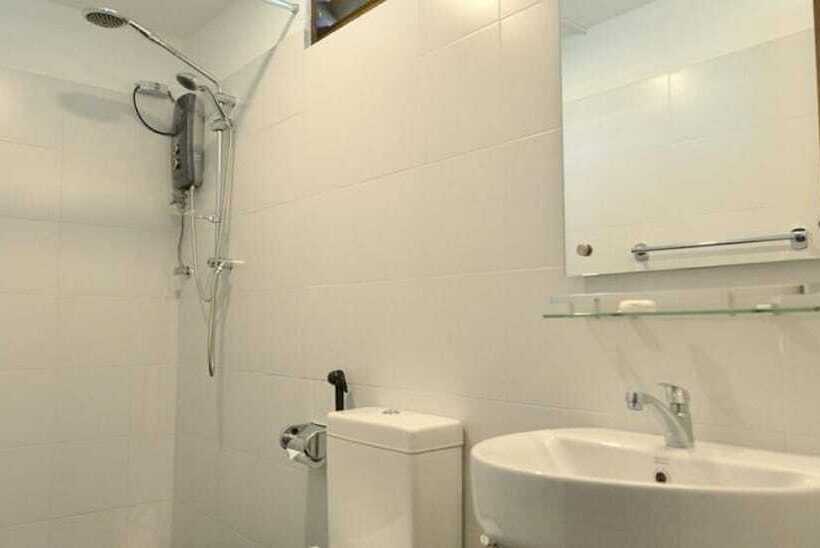 Hangover Hostels Mirissa