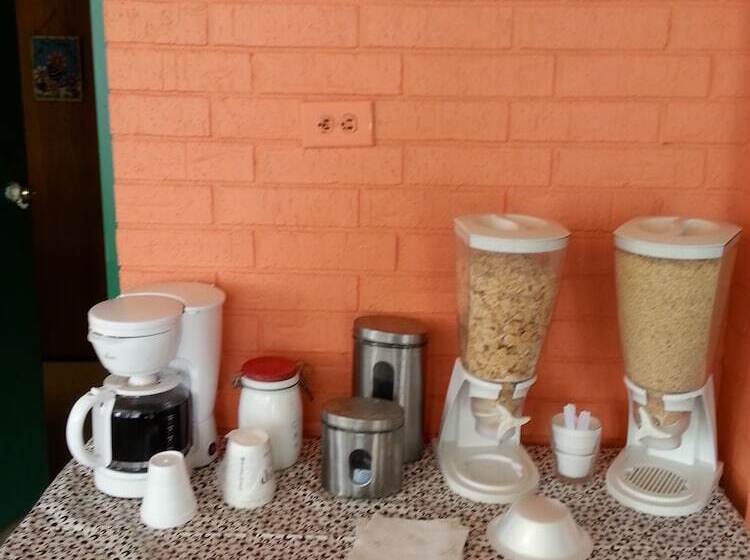 호텔 Holiday Pines Inn And Suites