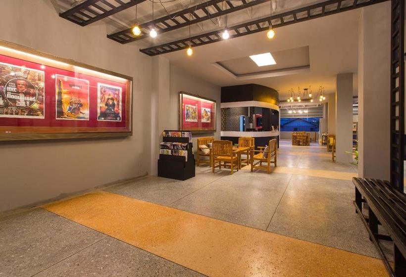 Holiday Station Hostel