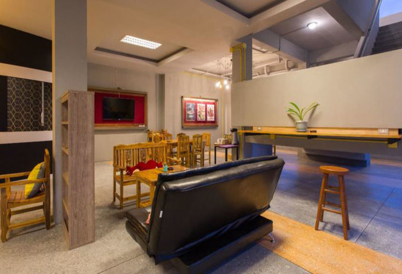 Holiday Station Hostel