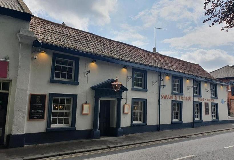 Swan & Talbot Inn