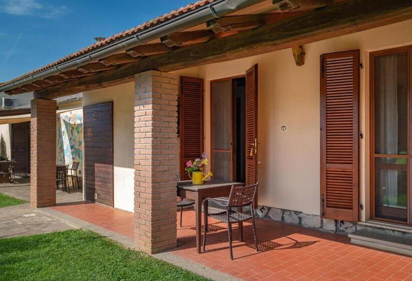 هتل Agriturismo Al Girasole