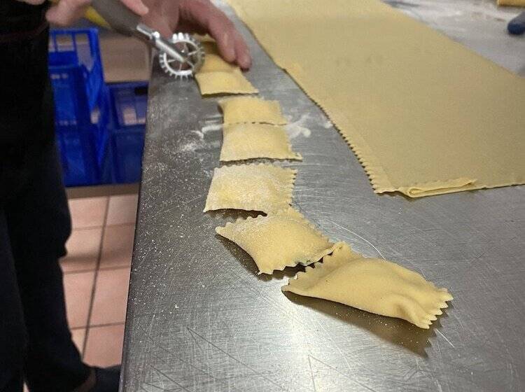 هتل Agriturismo Il Melograno