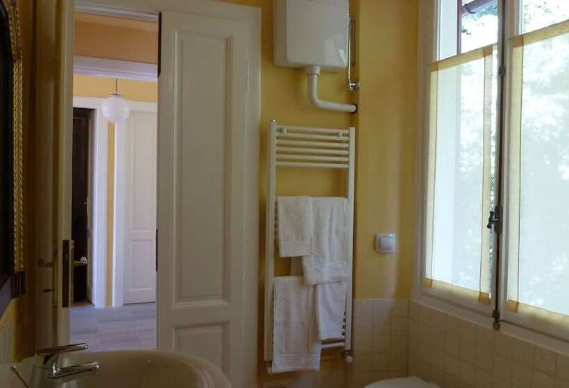 فندق B&b Casa Forster