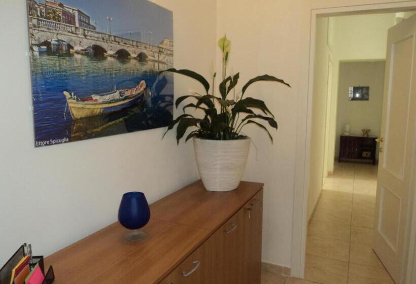 ホテル B&b Mare Di S. Lucia