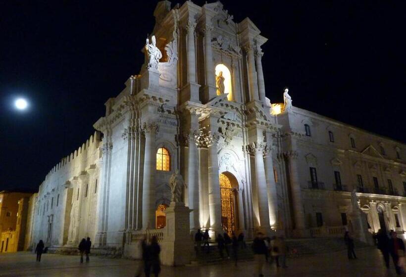 ホテル B&b Mare Di S. Lucia