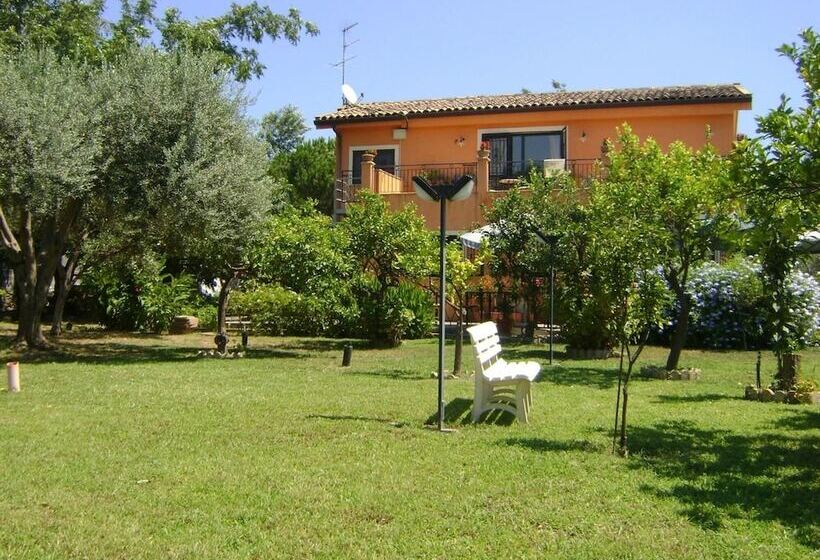 هتل B&b Villa Maria Giovanna