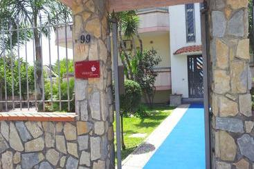هتل Vesuvio Bed & Breakfast