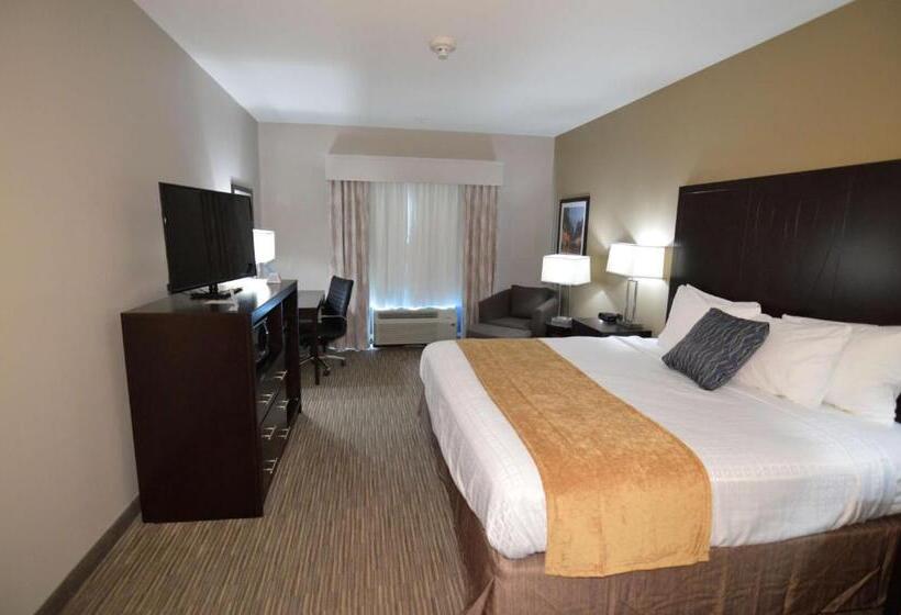 فندق Wyndham Garden New Roads / False River