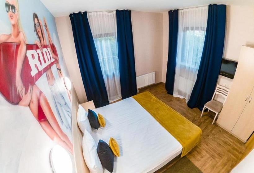 Boogelwoogel Bar&hotel Rosa Khutor