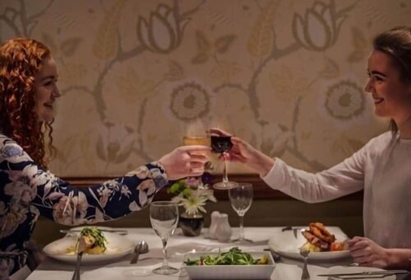 فندق Breffni Arms