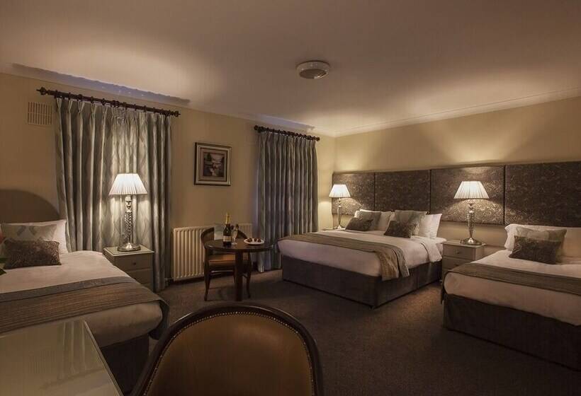 فندق Breffni Arms