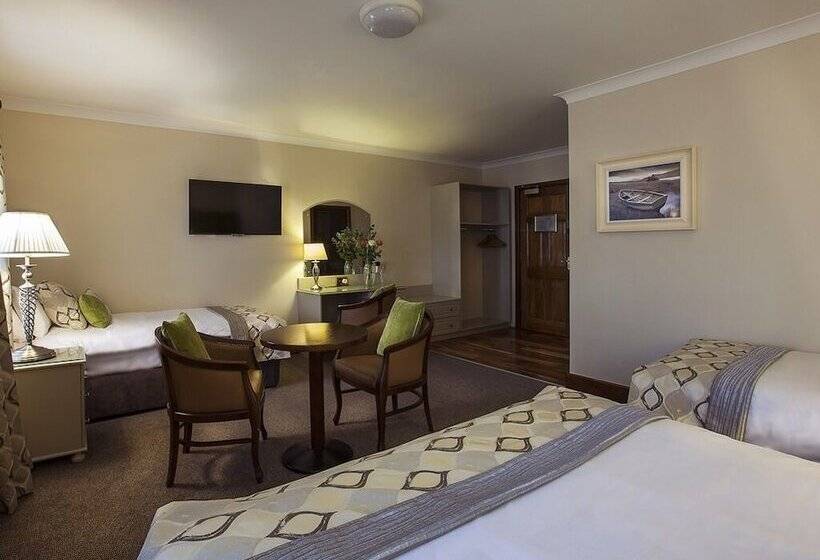 فندق Breffni Arms