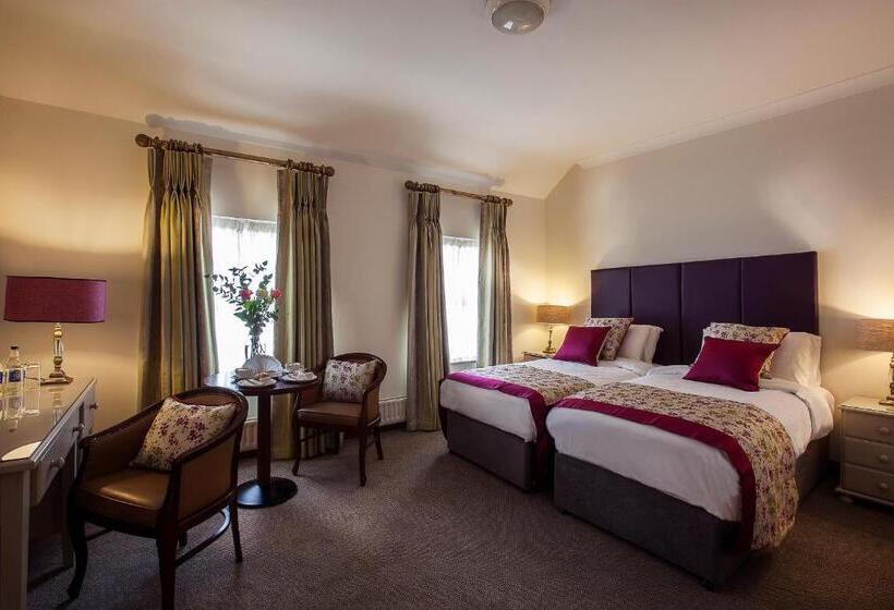 فندق Breffni Arms