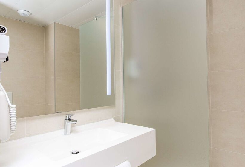 فندق Campanile Metz Nord   Woippy  Porte Du Luxembourg A31