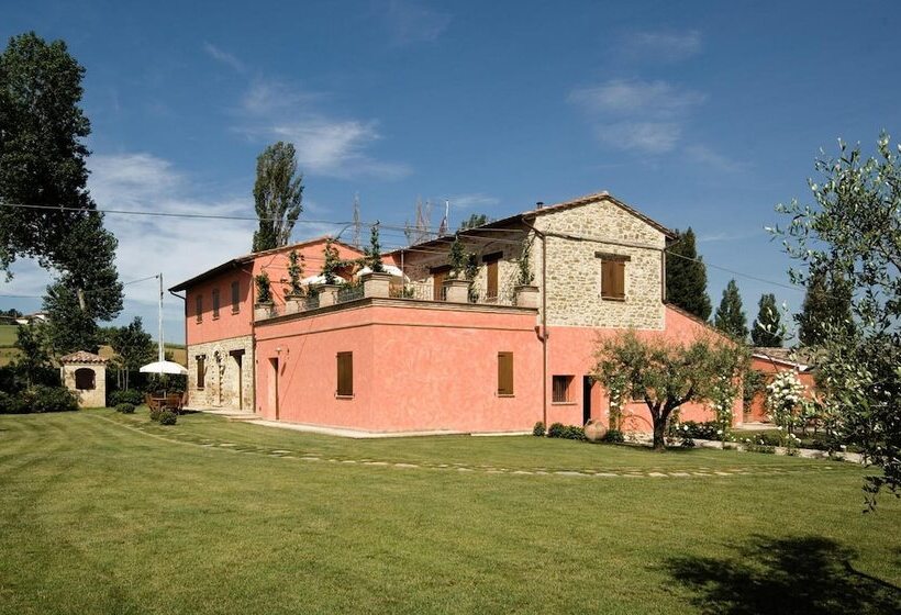 בית מלון כפרי Agriturismo Casale Le Selvette