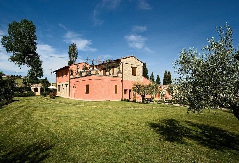 בית מלון כפרי Agriturismo Casale Le Selvette