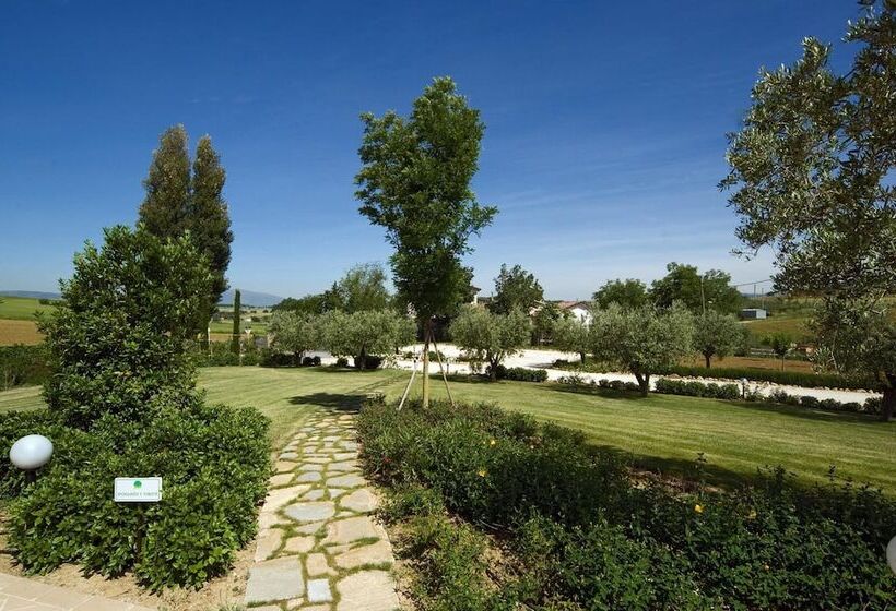 בית מלון כפרי Agriturismo Casale Le Selvette