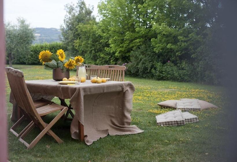 בית מלון כפרי Agriturismo Casale Le Selvette