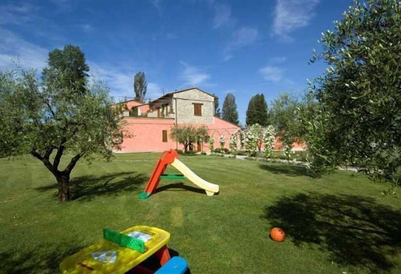 בית מלון כפרי Agriturismo Casale Le Selvette