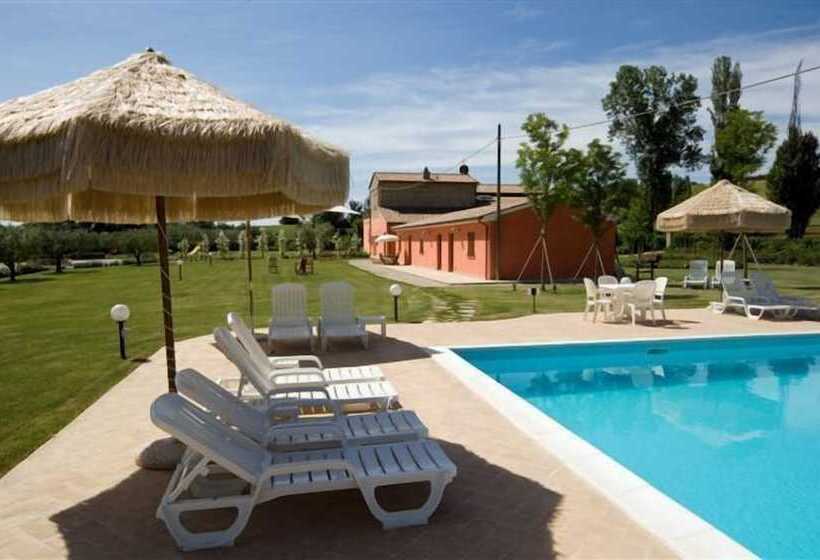 בית מלון כפרי Agriturismo Casale Le Selvette