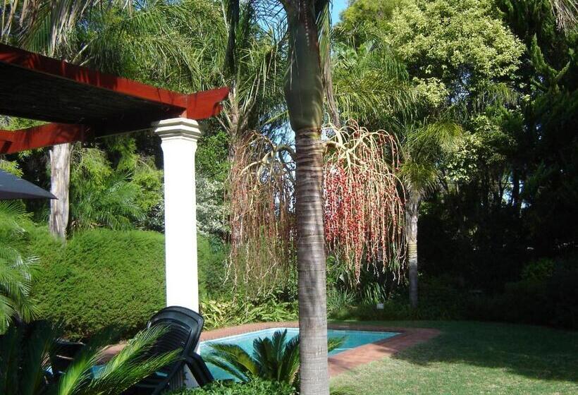 فندق Cedar Lodge Guest House