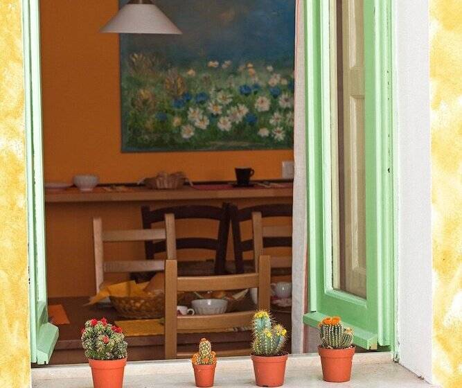 هتل City In Hostel B&b