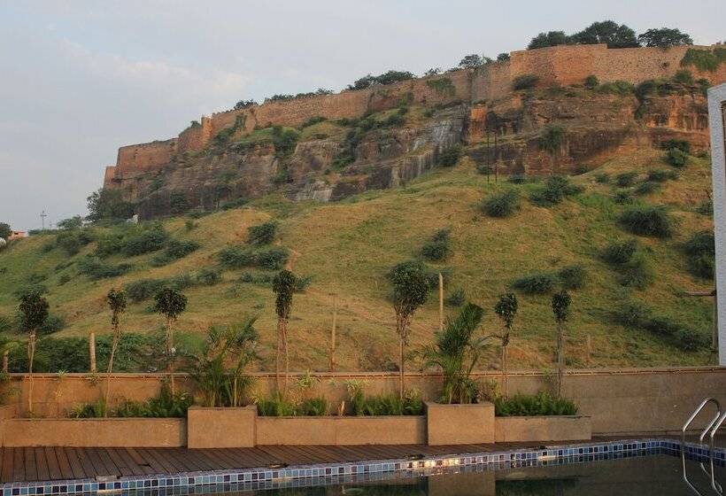 فندق Clarks Inn Suite Gwalior