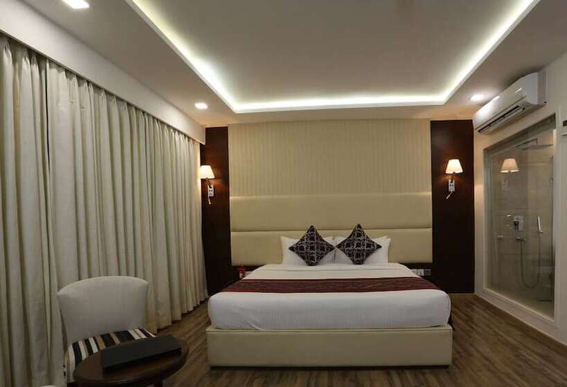 فندق Clarks Inn Suite Gwalior