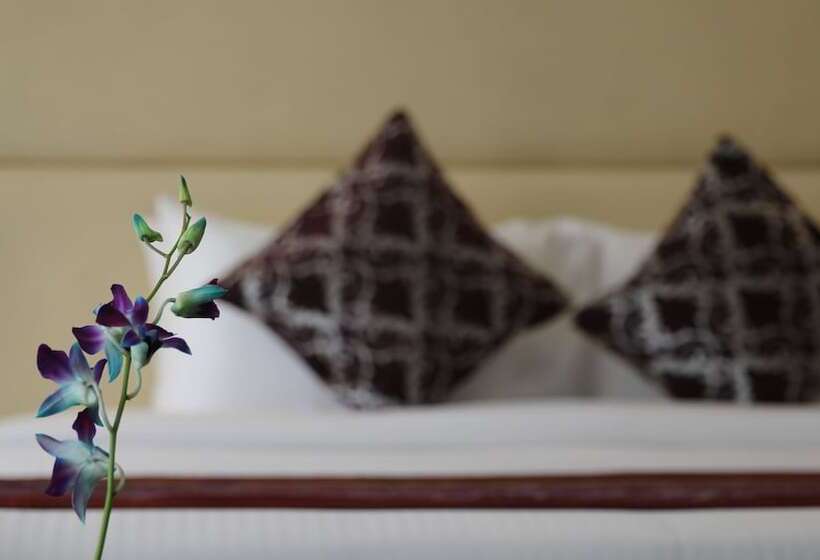 فندق Clarks Inn Suite Gwalior