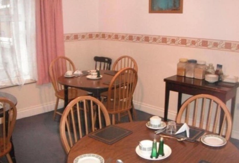 호텔 Clon Ross Guesthouse