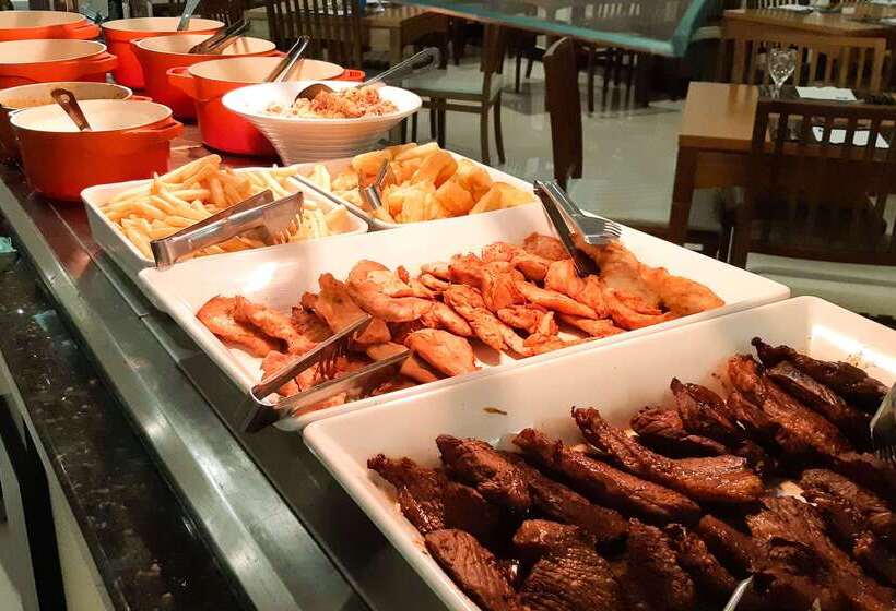 ホテル Comfort Mogi Guaçu