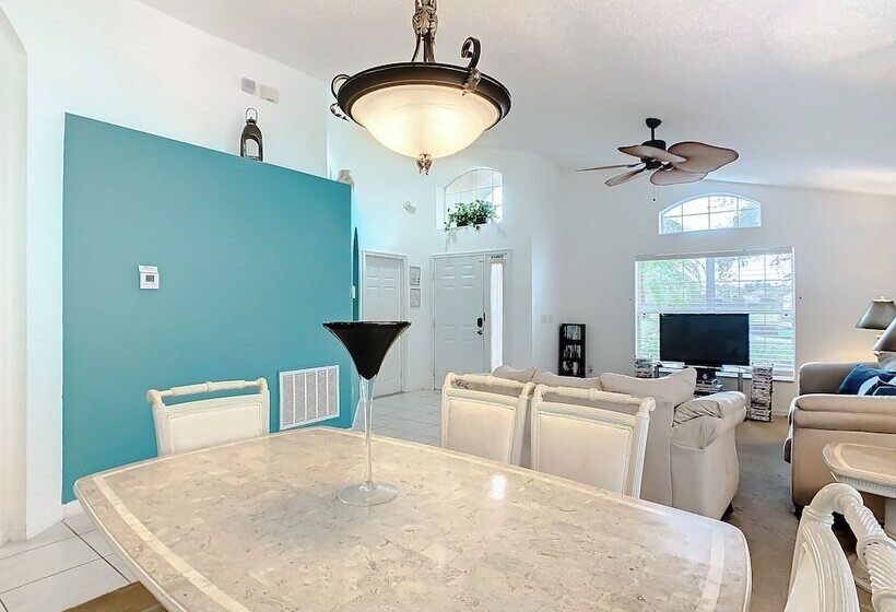 호텔 Cristine S Seasons Vacation Home