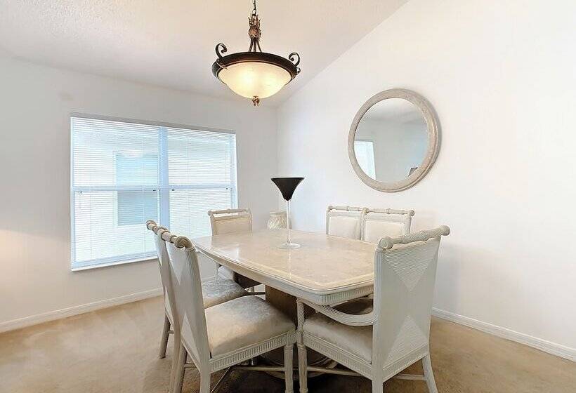 호텔 Cristine S Seasons Vacation Home