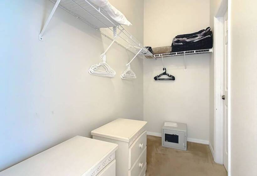 호텔 Cristine S Seasons Vacation Home