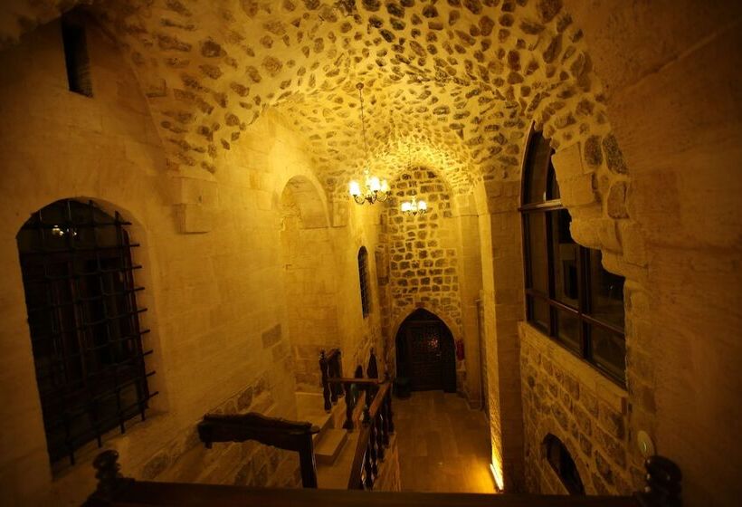 هتل Darius Konağı