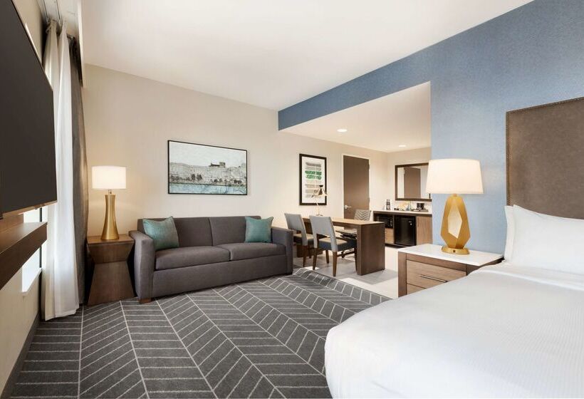 هتل Embassy Suites By Hilton Wilmington Riverfront