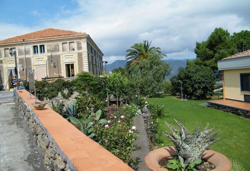 Отель Etna Wine Agriturismo