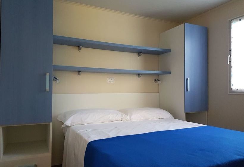 فندق Girasole Eco Family Village