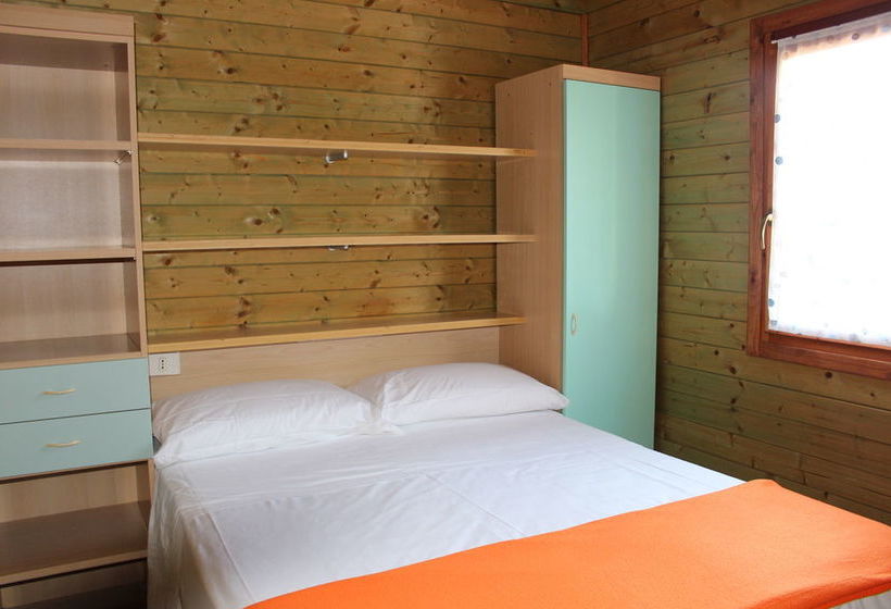 فندق Girasole Eco Family Village