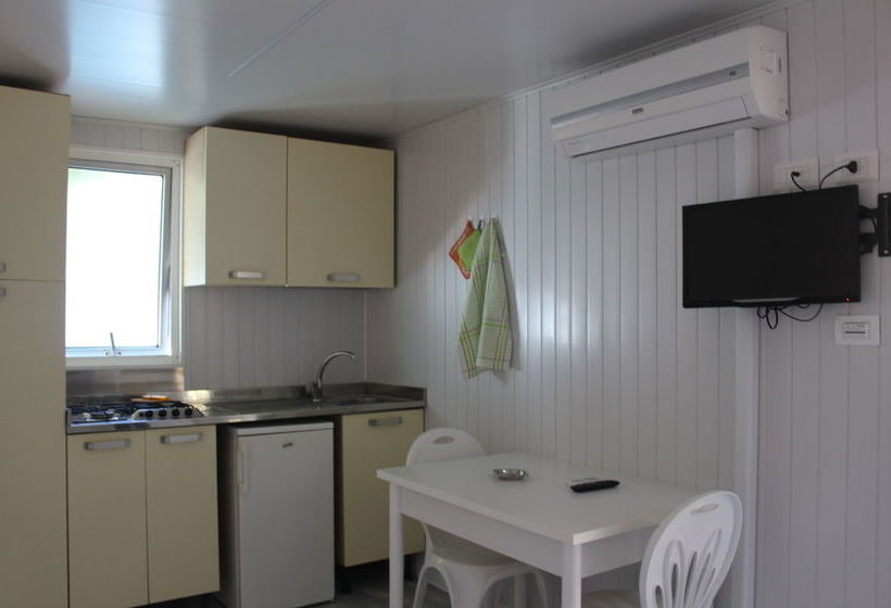 فندق Girasole Eco Family Village