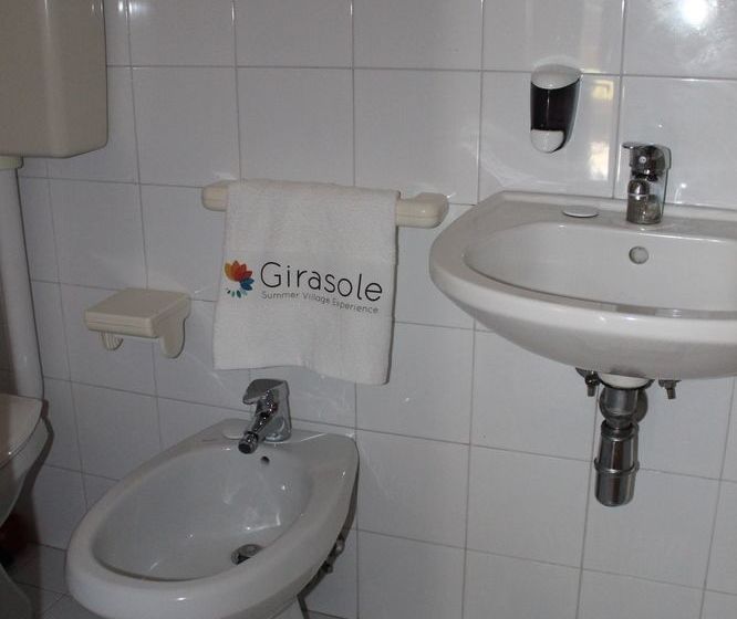 فندق Girasole Eco Family Village