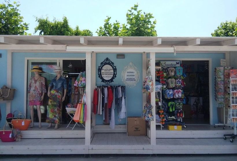 فندق Girasole Eco Family Village