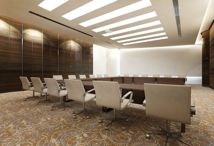 هتل Golden Tulip Doha