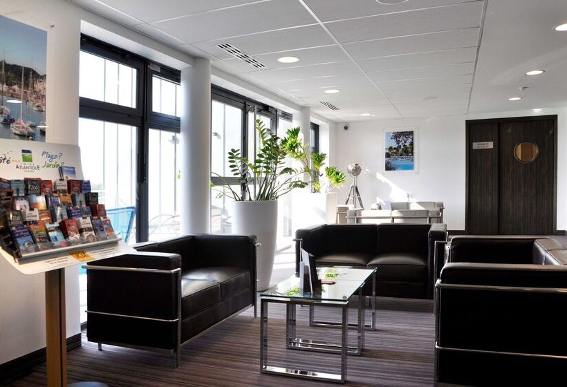 Отель Golden Tulip Pornic Suites