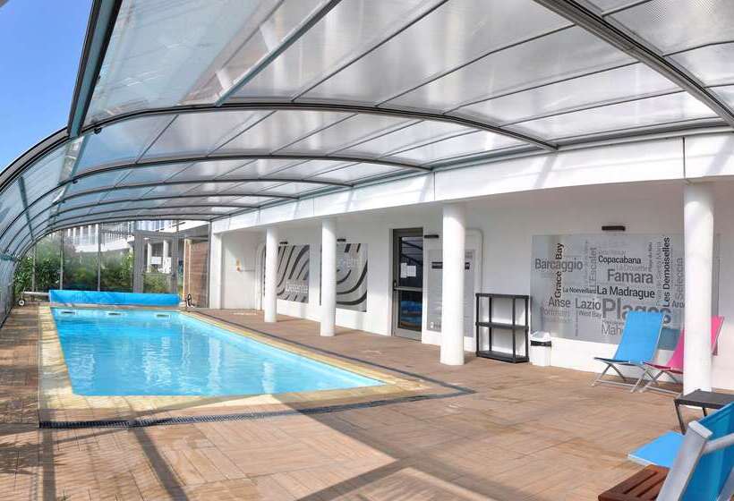 Отель Golden Tulip Pornic Suites